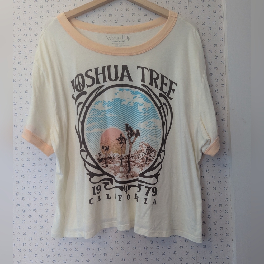 Wound Up Joshua Tree Womens Graphic T-Shirt 1979 California Peace Sign 2X